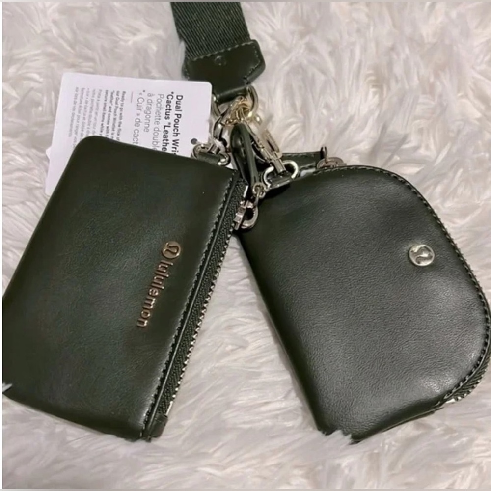 Lululemon athletica Dual Pouch Wristlet black bag purse gym keychain leather - Picture 2 of 2